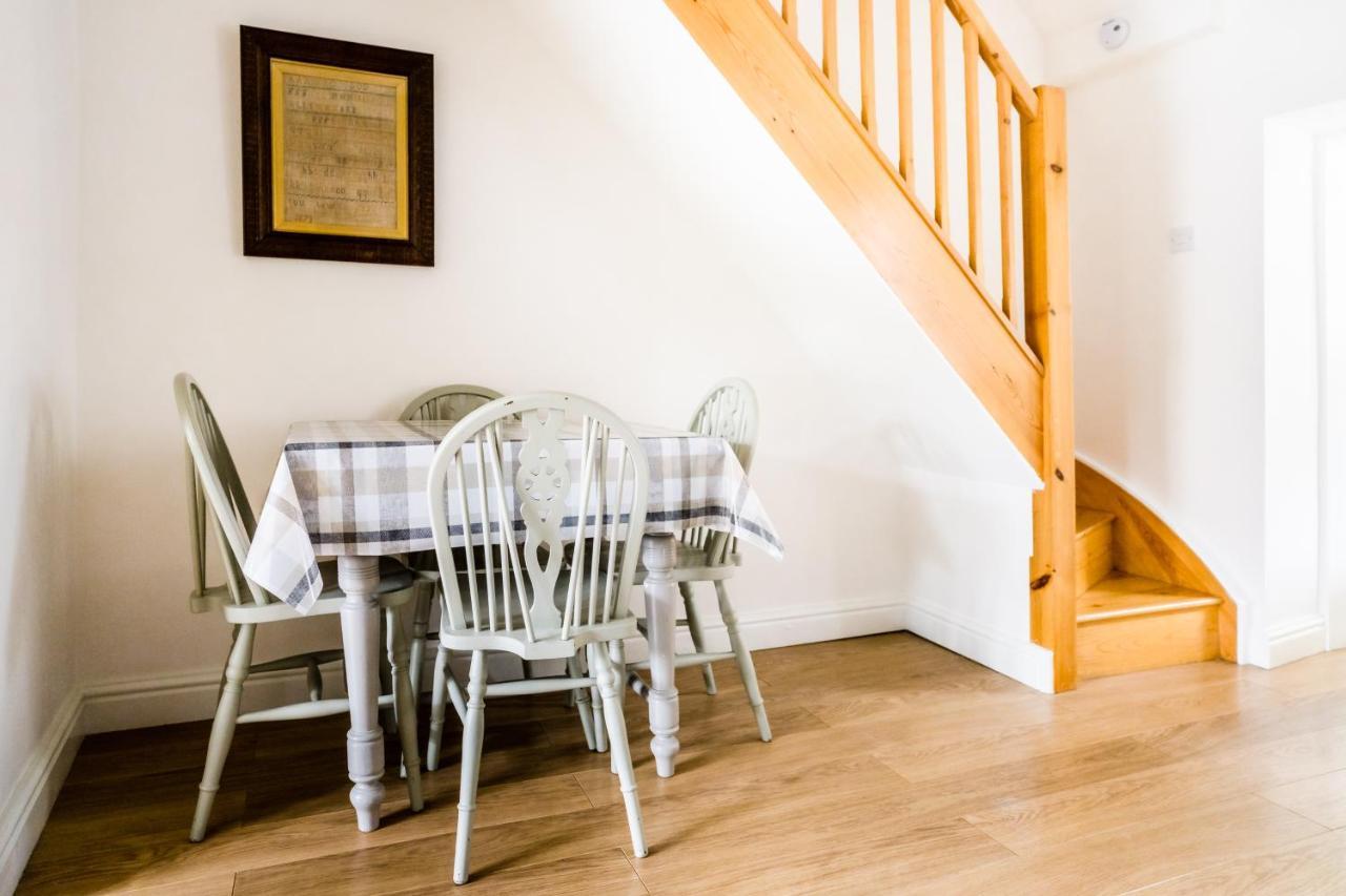 Burton  Laurel Cottage מראה חיצוני תמונה
